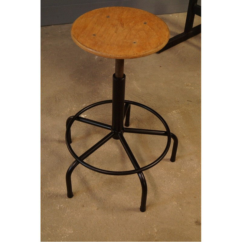 Drawing table and its vintage stool in steel and wood - 1960s 