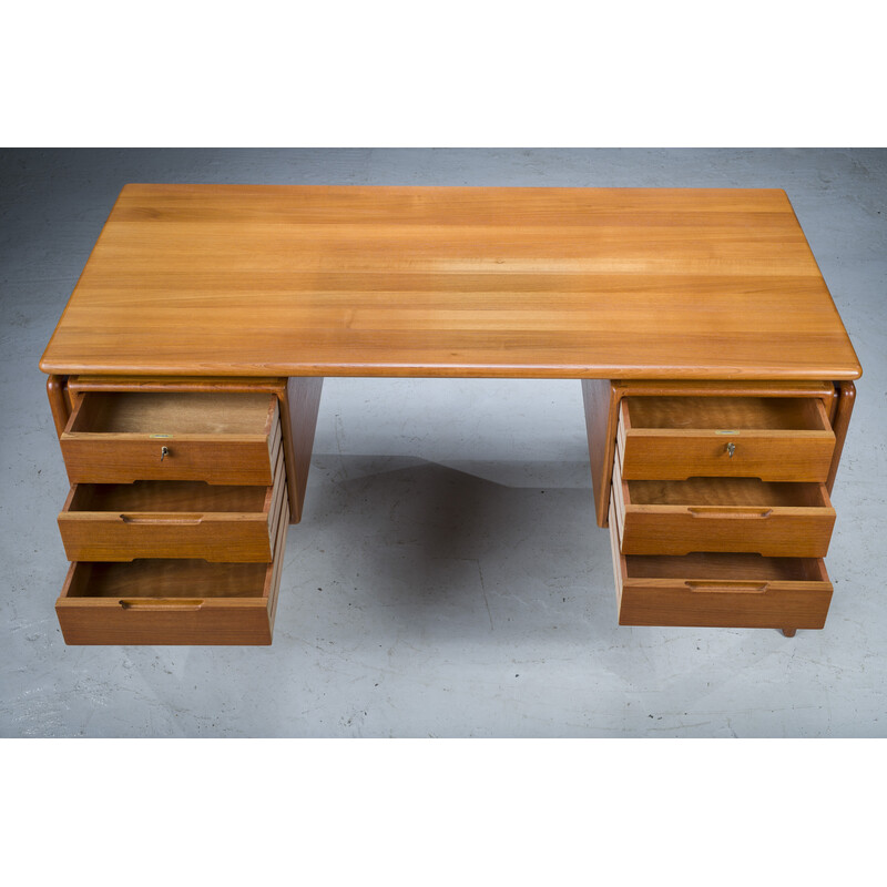 Deens vintage teakhouten bureau van Dyrlund, 1970