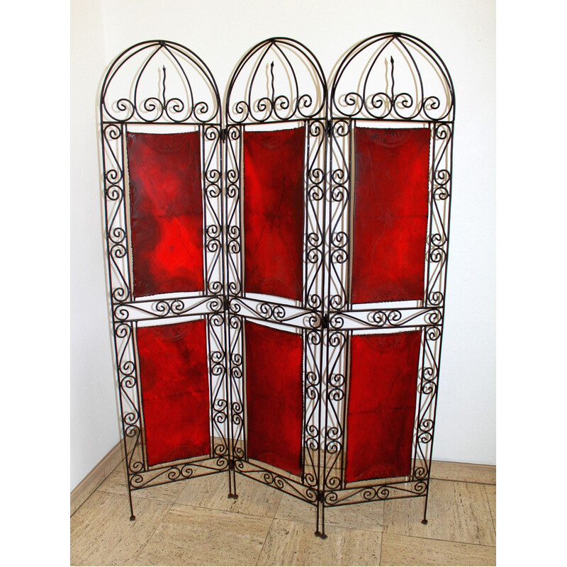 Vintage orientalist screen in wrought iron and painted leather