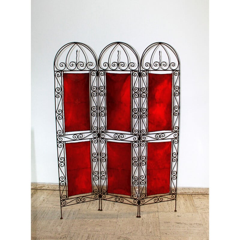 Vintage orientalist screen in wrought iron and painted leather