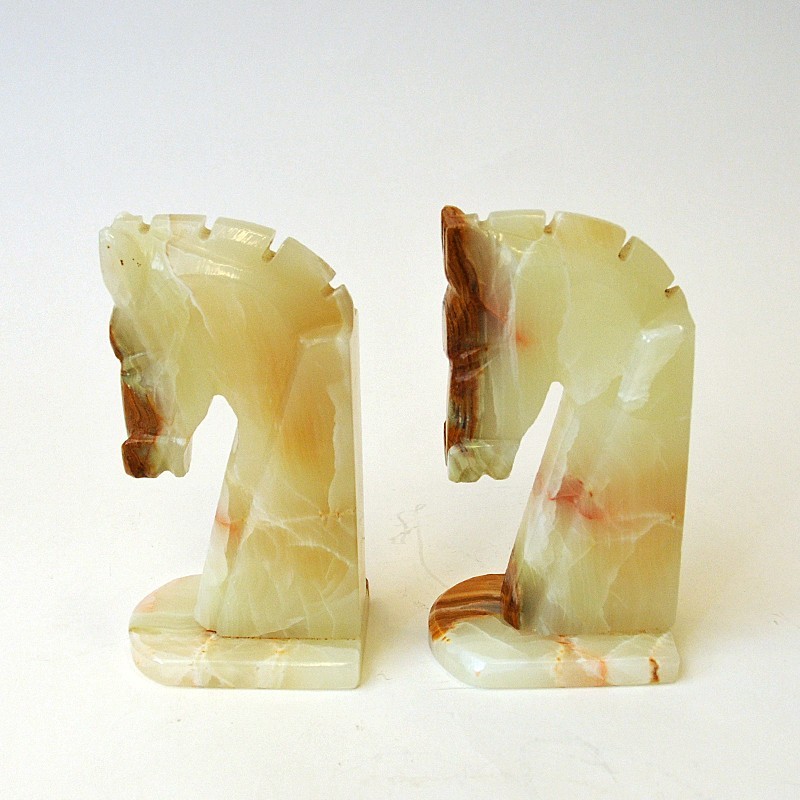 Pair of vintage handacarved onyx horseheads bookends, Italy 1970s