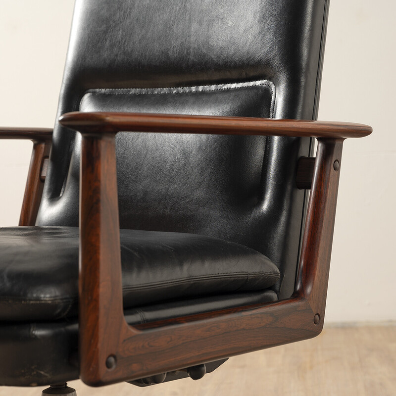 Vintage office chair in Rio rosewood and leather model 419 by Arne Vodder