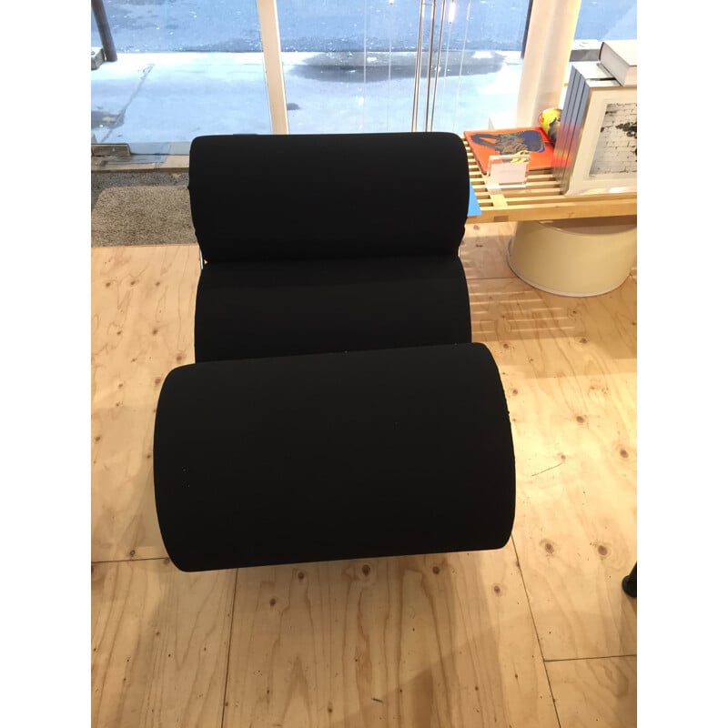 Flexform Prima "Tubo" black fabric and plastic lounge chair, Joe COLOMBO - 1970s