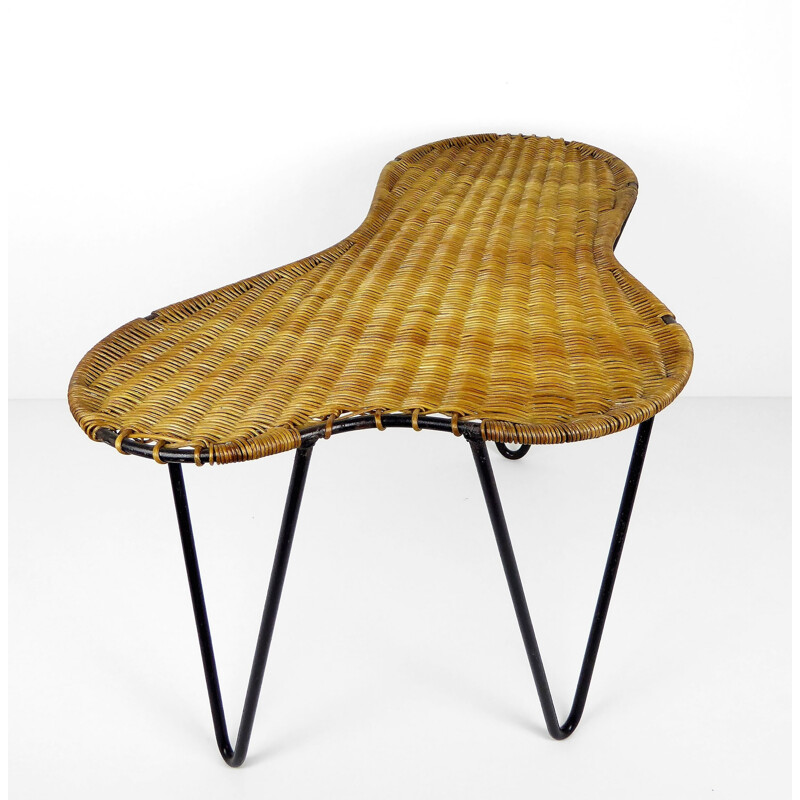 Coffee table "Rognon" by Raoul GUYS in rattan and black metal - 1950s