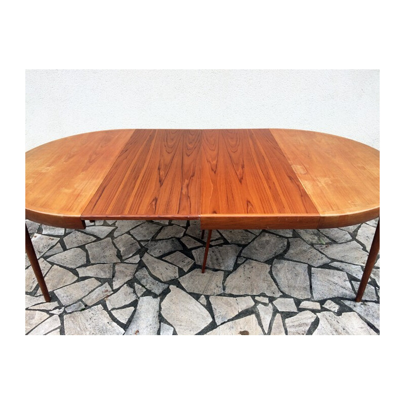 Teak extendable dining table - 1960s