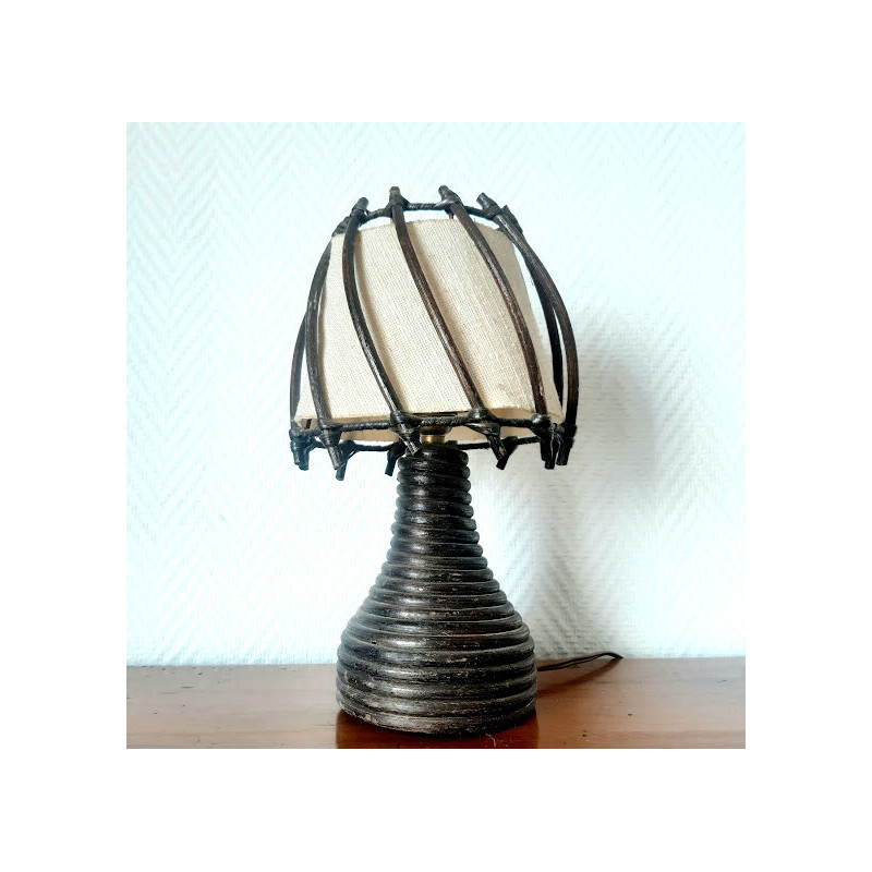 Lampada da tavolo vintage in rattan e tessuto di Louis Sognot, 1950