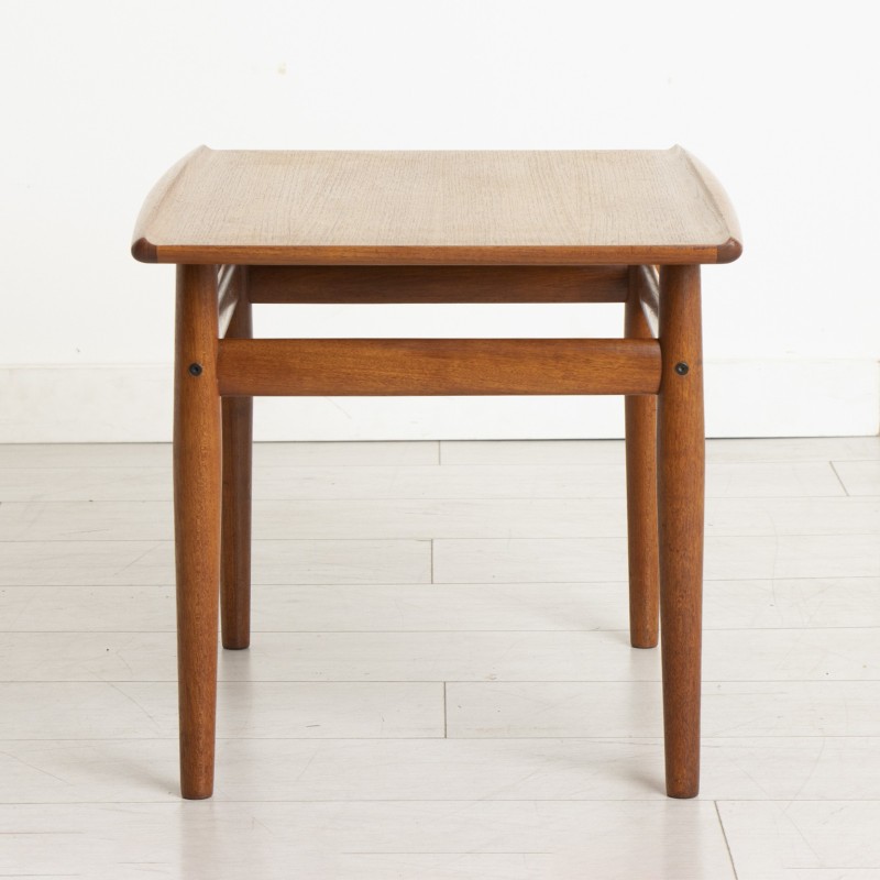 Vintage Danish teak coffee table by Grete Jalk for Glostrup Møbelfabrik, 1960s