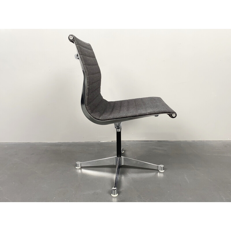 Lot de 6 fauteuils de bureau vintage en aluminium gris par Charles & Ray Eames pour Herman Miller