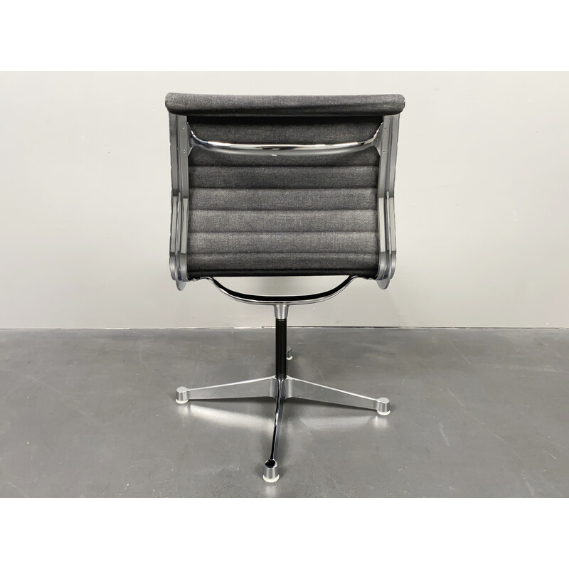 Set of 6 vintage gray aluminum desk chairs by Charles & Ray Eames for Herman Miller