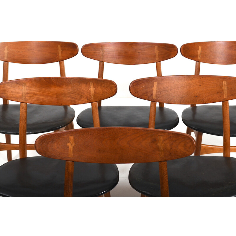 Conjunto de 6 cadeiras Ch-30 vintage em madeira e couro por Hans J. Wegner para Carl Hansen, Dinamarca 1950s