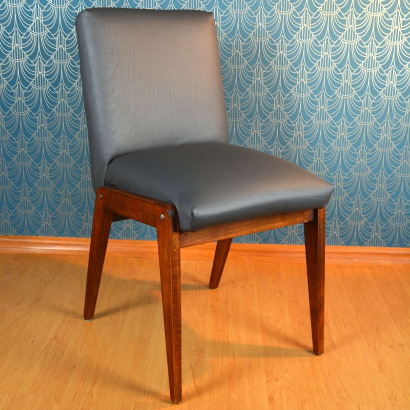 Vintage gestoffeerde stoel Aga van Józef Chierowski, Polen 1970