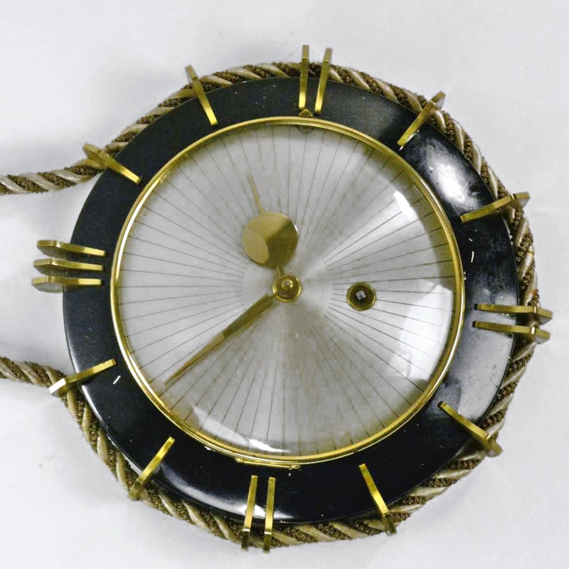 Horloge mécanique vintage par Upg Halle, Allemagne 1960