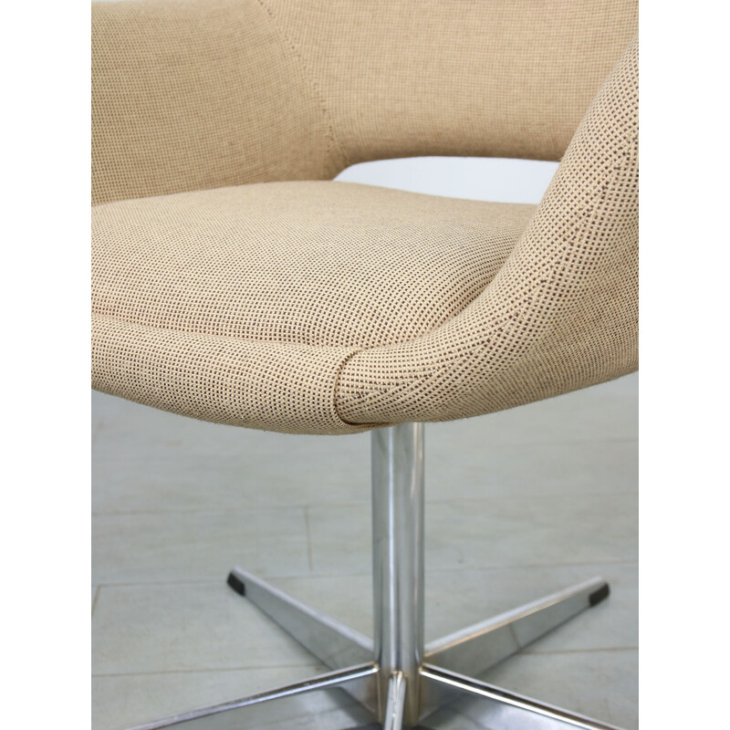 Mid-century beige fabric swivel armchair by Stol