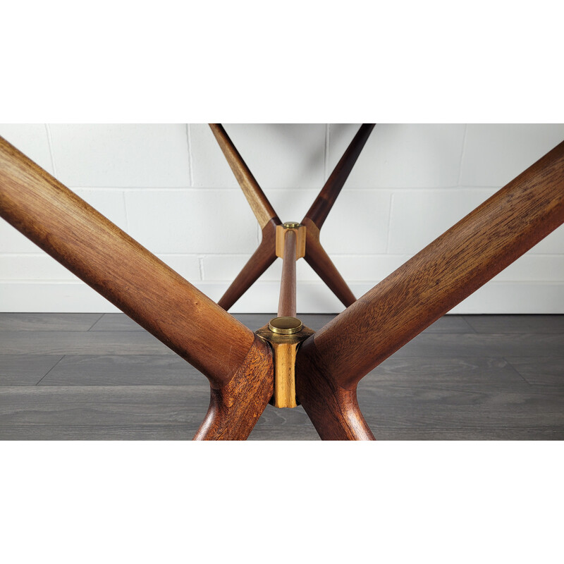 Vintage Helicopter dining table in teak and beechwood by G-plan, 1960s