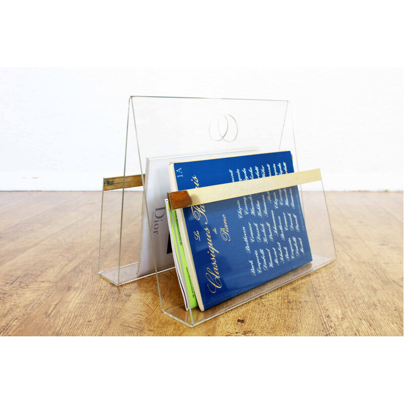 Vintage magazine rack in Plexiglas and brass, 1970s