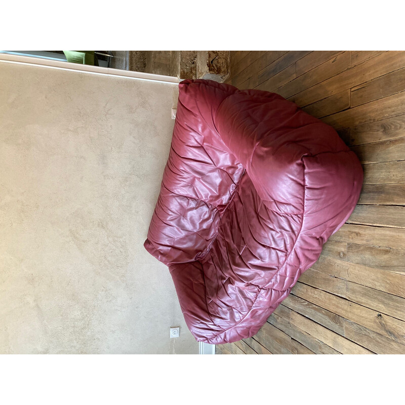 Vintage "informal" burgundy leather sofa by Hans Hoprfer, 1984