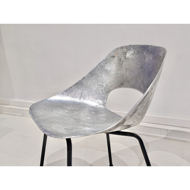 Conjunto de 4 cadeiras de "tulipas" de alumínio vintage de Pierre Guariche, 1950