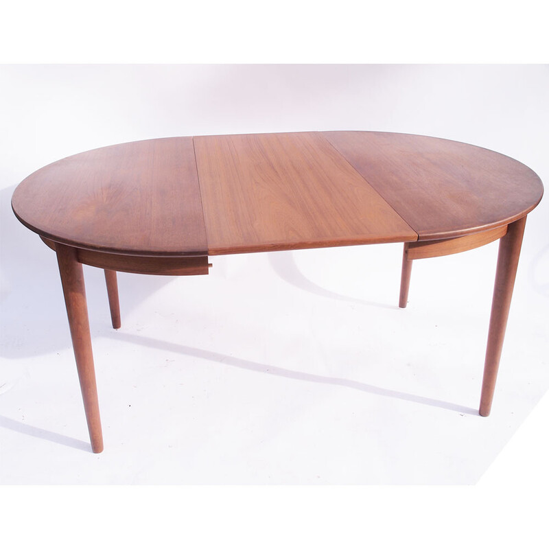 Table ronde vintage en teck par Johannes Andersen, Danemark 1960