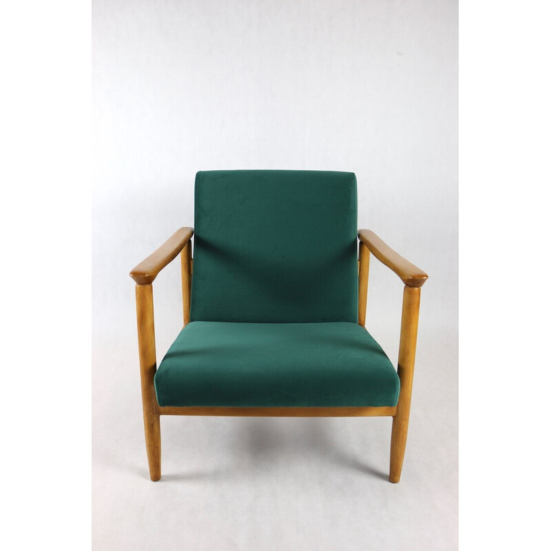 Vintage GFM-142 fauteuil in hout en groen fluweel van Edmund Homa, 1970