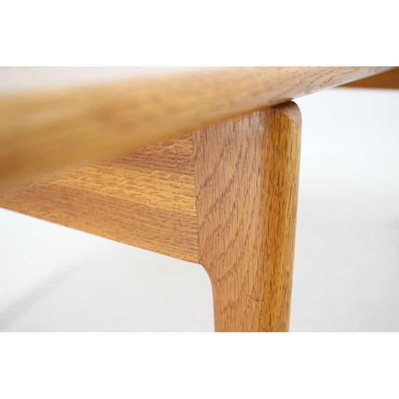 Tavolino vintage in legno di quercia massiccio "At-15" di Hans J Wegner per Andreas Tuck, Danimarca 1960