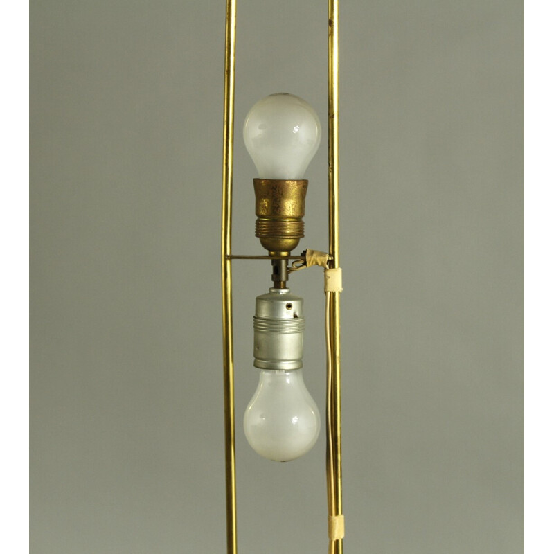 Lámpara de pie Lugano vintage de latón y capullo de H. Klingele para Artimeta, Países Bajos años 50