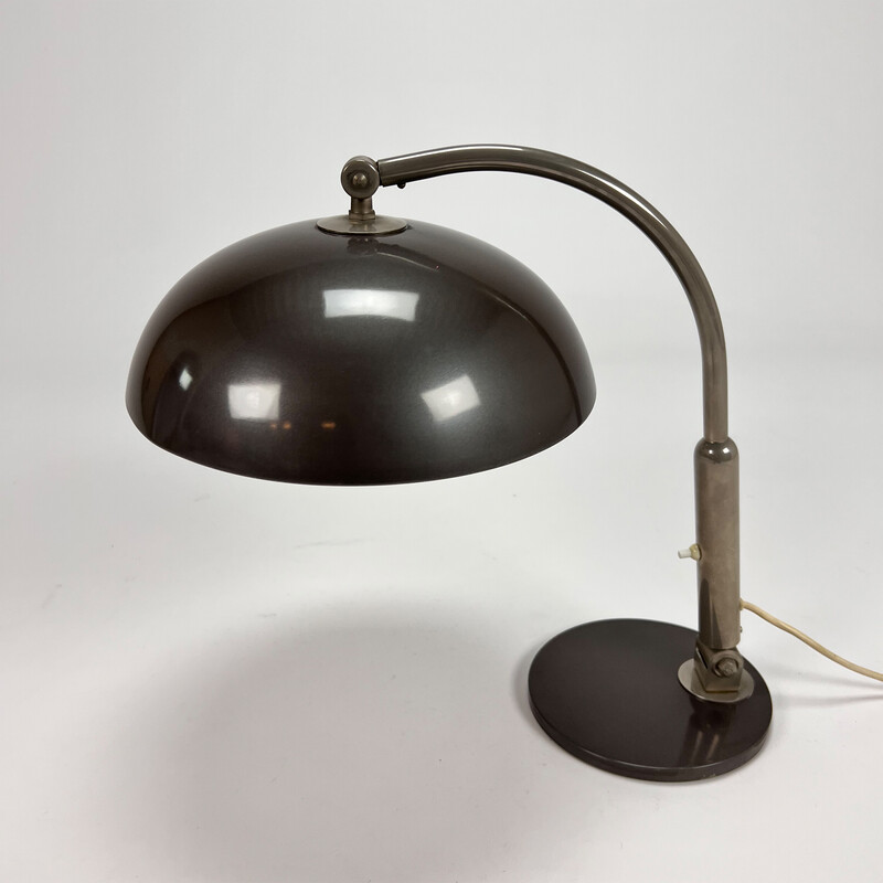 Lámpara de escritorio vintage modelo 144 de H. Busquet para Hala Zeist, años 50