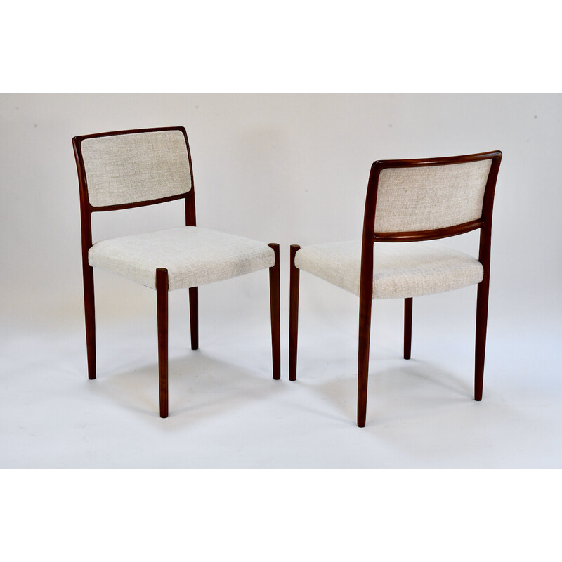 Conjunto de 8 cadeiras de tecido vintage dos anos 80 de Neils Moller para Pierre Frey