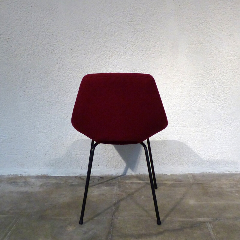 "Barrel" red chair in plywood by Pierre Guariche - 1950s