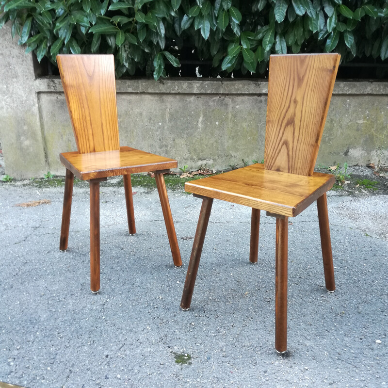 Pair of vintage french oakwood chairs