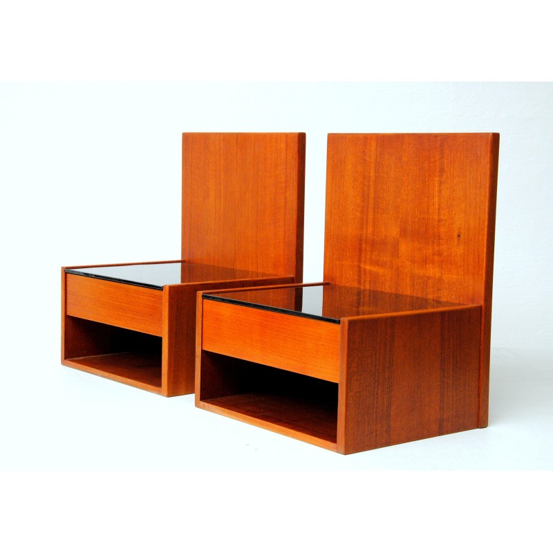 Paar vintage nachtkastjes in teak en glas van Hans Wegner voor Getama, jaren 1960