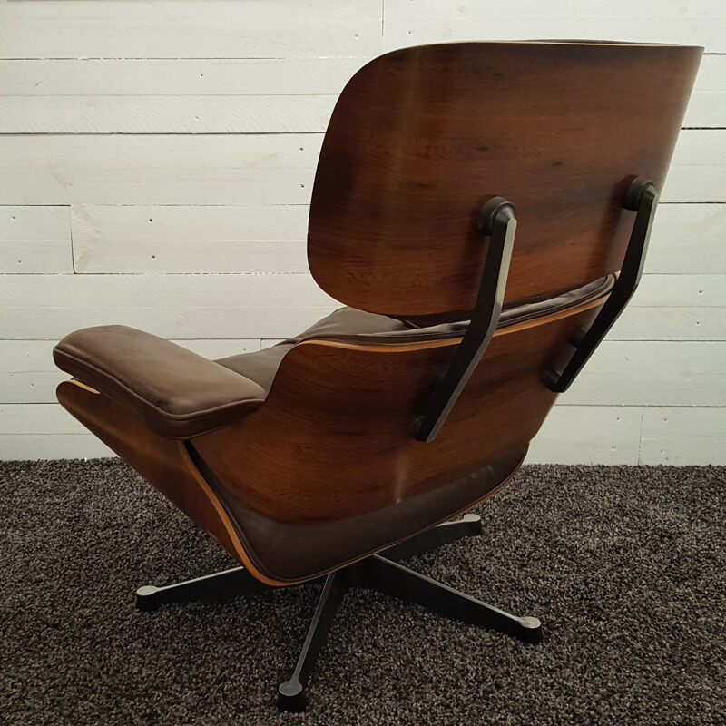 Lounge chair by Charles and Ray Eames in leather and rosewood - 1970s
