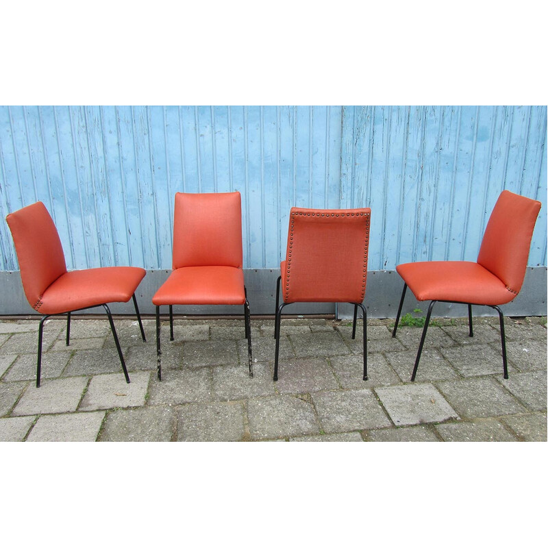 Conjunto de 4 cadeiras de metal e pele de Pierre Guariche para Meurop, Bélgica nos anos 60