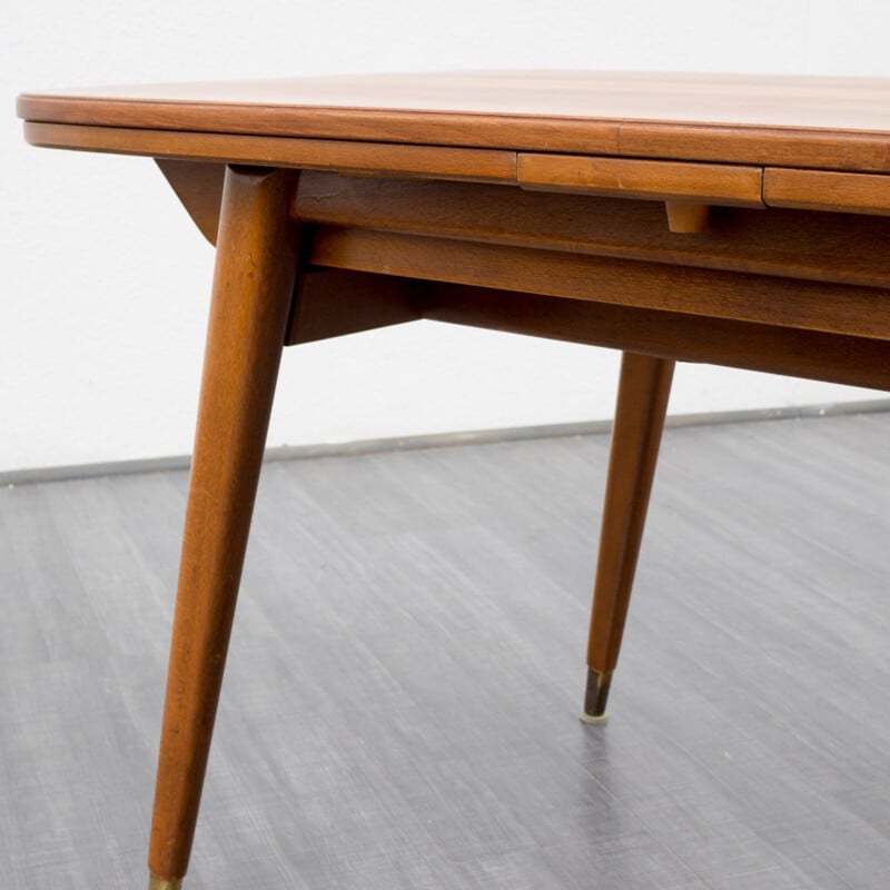 Dining table in walnut - 1950s