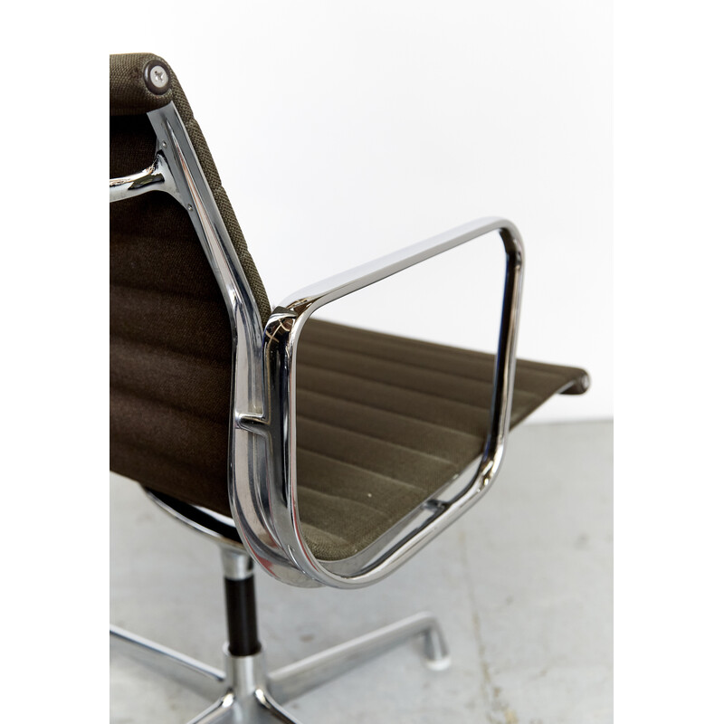 Vintage Ea 108 swivel armchair by Charles and Ray Eames for Vitra