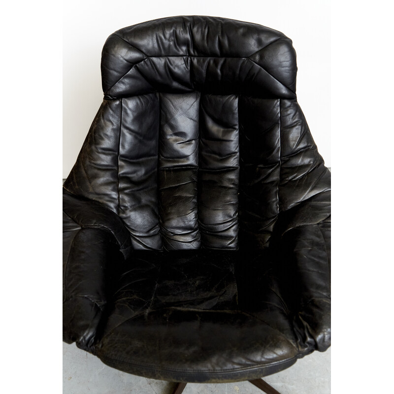 Fauteuil vintage pivotant avec ottoman en cuir par H.W. Klein pour Bramin