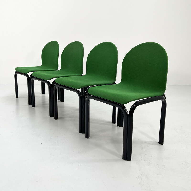 Set van 4 vintage Orsay stoelen in metaal en stof van Gae Aulenti voor Knoll International, 1970.