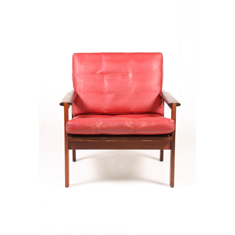 Red "Capella" armchair in rosewood and leather by Illum Wikkelsø for Eilersen - 1960s