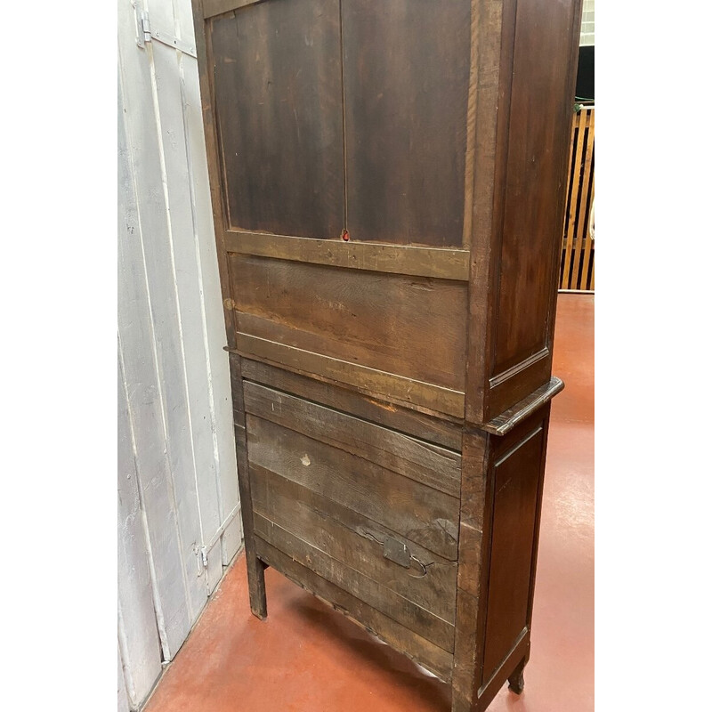 Vintage glazed sideboard in solid oakwood