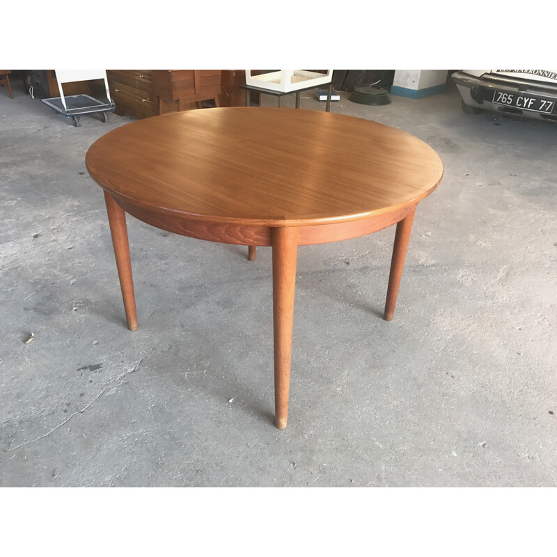 Extendable dining table in teak by Henry Walter Klein - 1960s