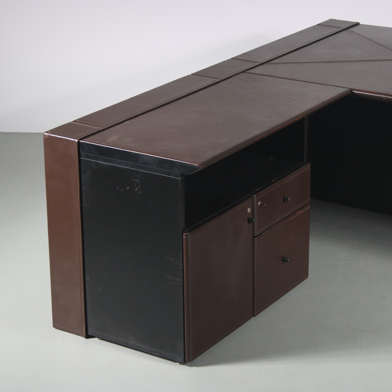 Vintage L-vormig bureau in zwart hout en bruin leer van Guido Faleschini voor Mariani, Italië 1970