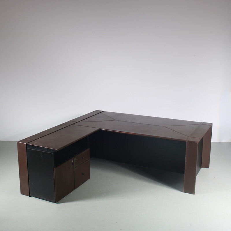 Vintage L-shaped desk in black wood and brown leather by Guido Faleschini for Mariani, Italy 1970s