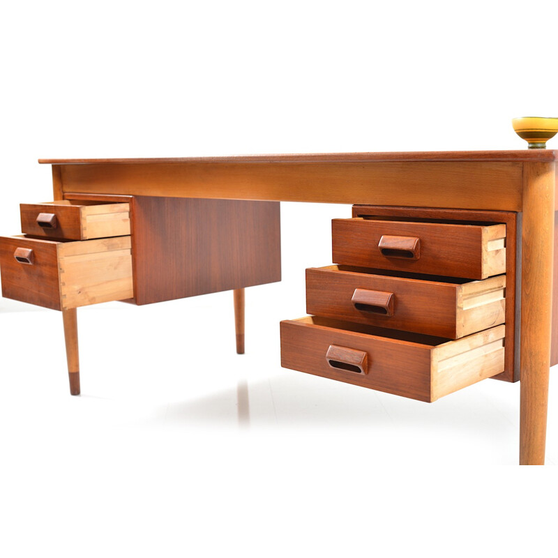 Børge Mogensen Teak and Beech Desk for Søborg Møbelfabrik - 1950s