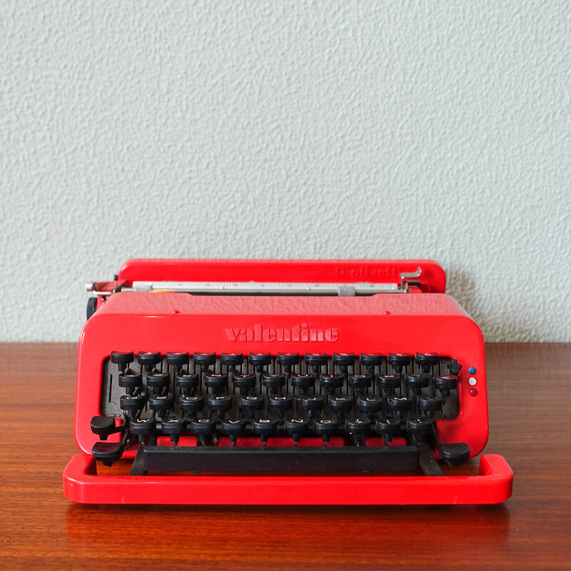 Vintage red Valentine typewriter by Ettore Sottsass and Perry King for Olivetti Synthesis, 1970s