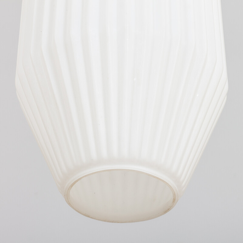 Lámpara colgante geométrica vintage con cristal de Murano blanco Lattimo de Angelo Lelli para Arredoluce, años 50