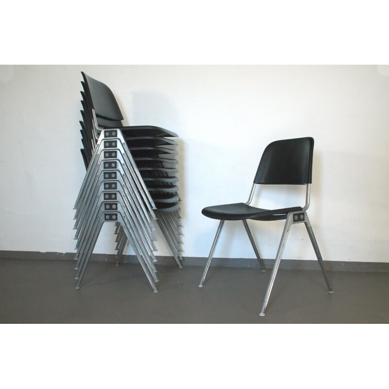 Set of 10 Stacking Chairs in Alloy from D. ALBINSON for Knoll Int. - 1960s