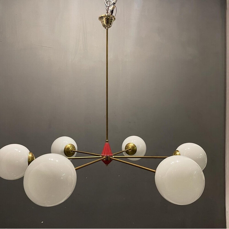 Vintage Sputnik chandelier in brass and opaline glass, Italy 1970