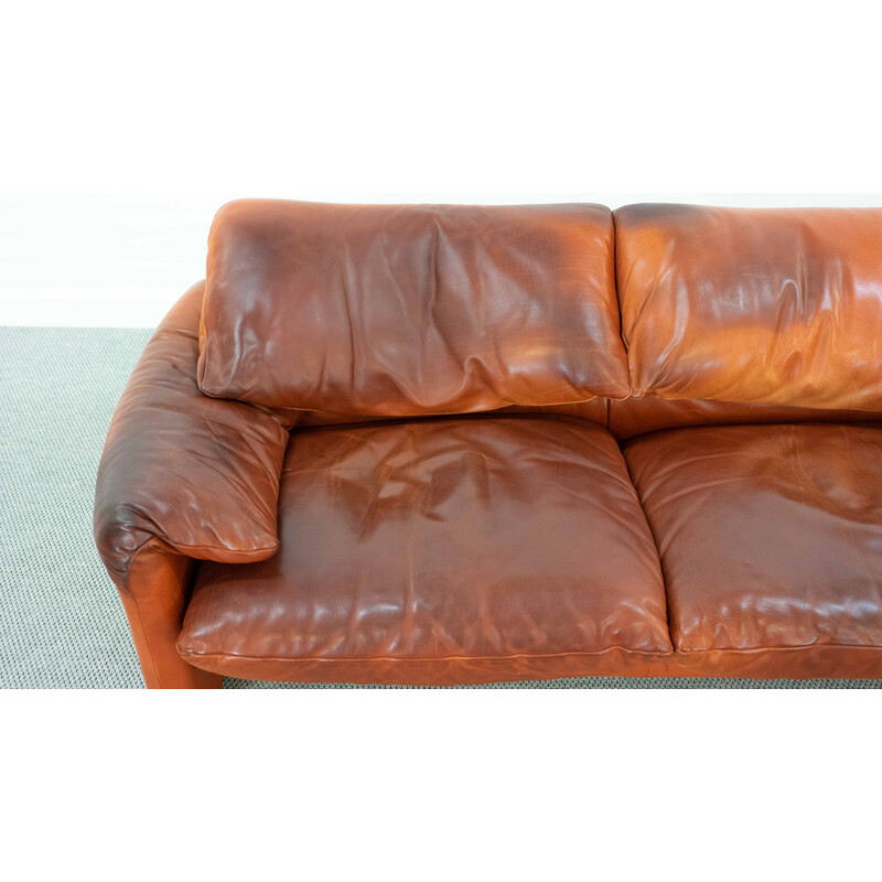 Vintage Maralunga 3 seater sofa in patinated leather by Vico Magistretti for Cassina, 1973