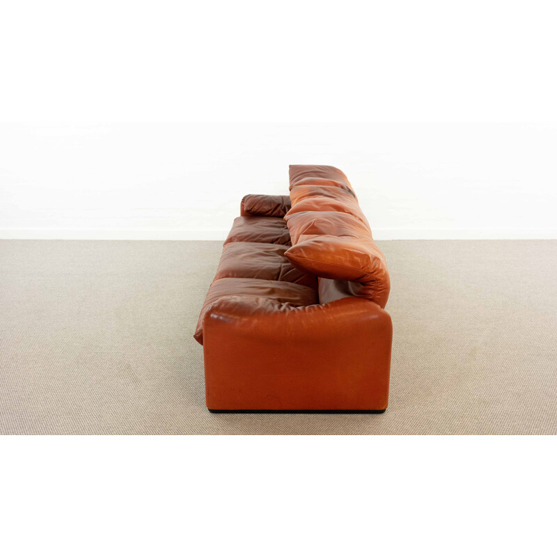 Vintage Maralunga 3 seater sofa in patinated leather by Vico Magistretti for Cassina, 1973