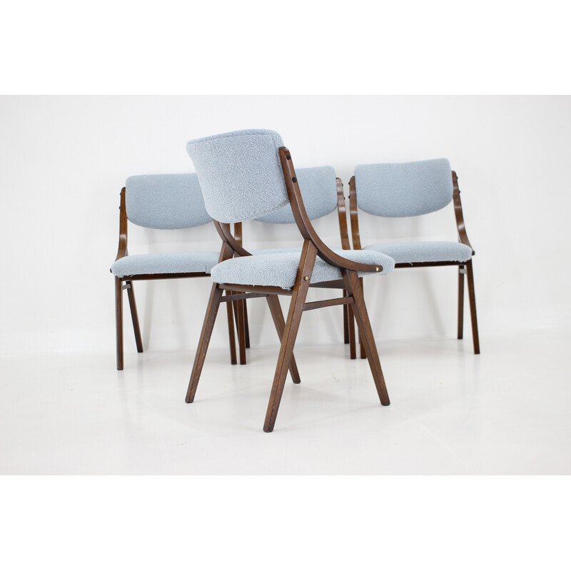 Conjunto de 4 cadeiras vintage em faia e tecido bouclé para Ton, Checoslováquia dos anos 60
