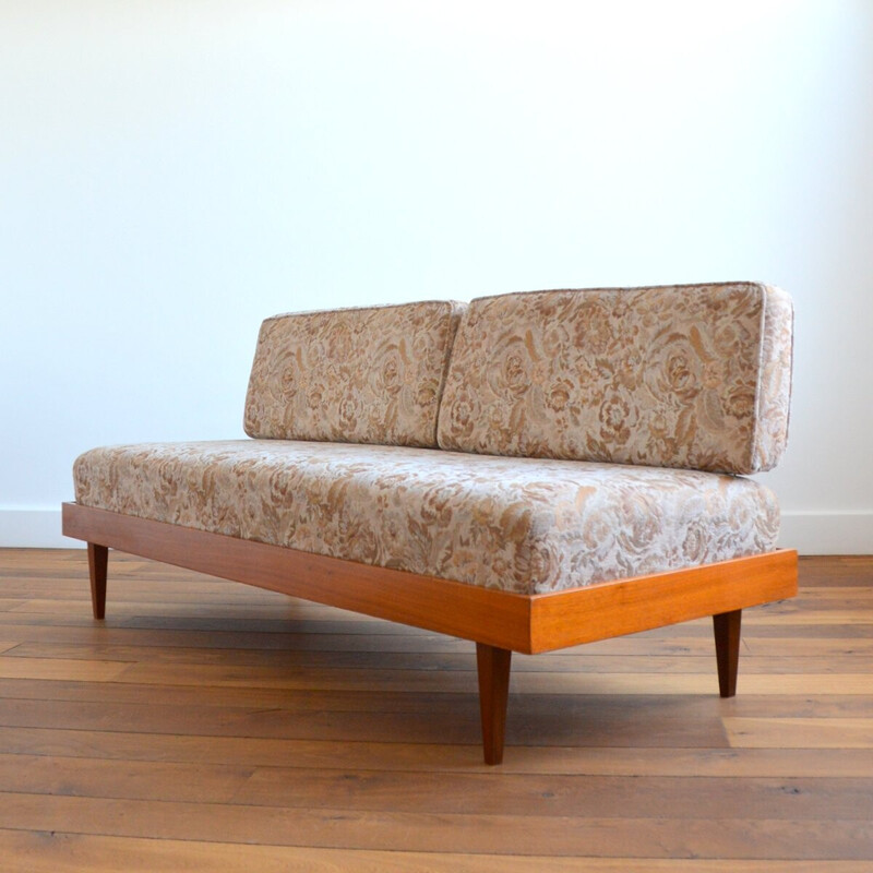 Divano letto scandinavo vintage in teak, molle e lana, 1960